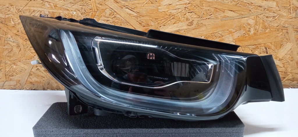 фото №1, Bmw i3 i 3 лампа права перед передня full led адаптивний eu 6311746775605