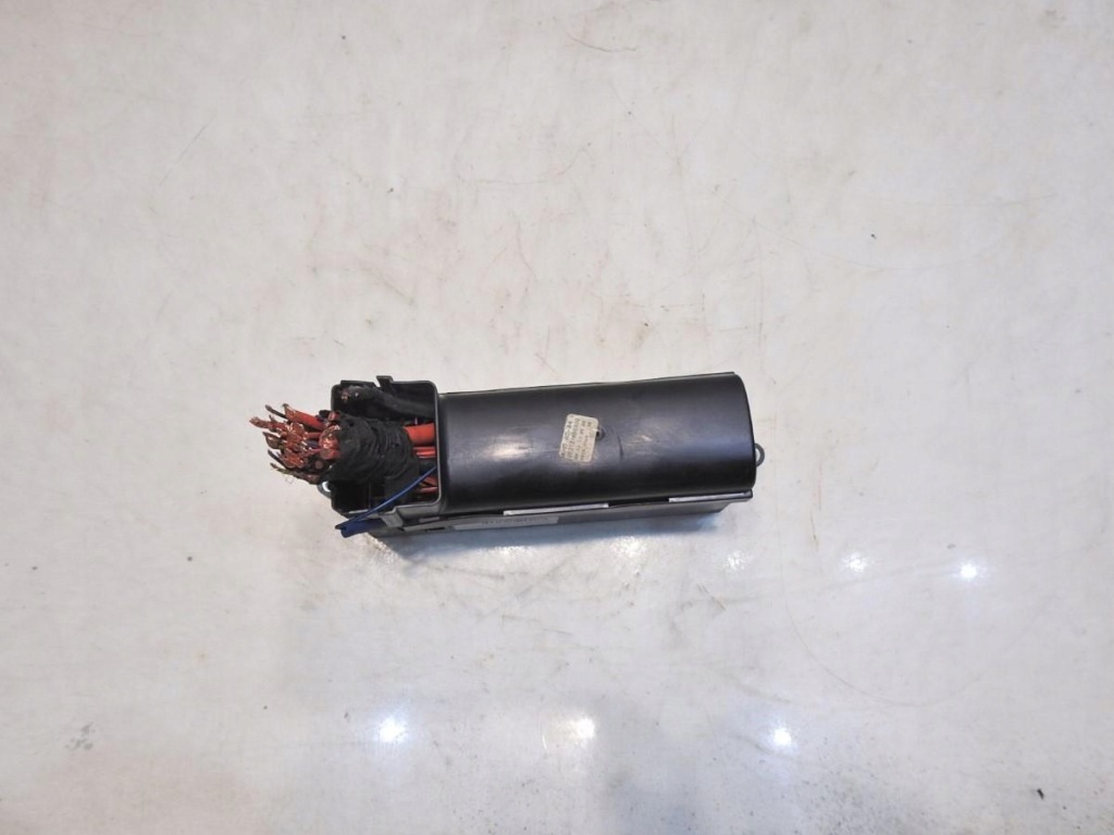 фото №3, Коробка запобіжників vw golf v plus 1.6 fsi