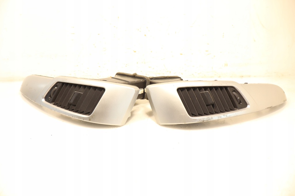 фото №1, Решітка обдув середня kia venga 84775-1p0001