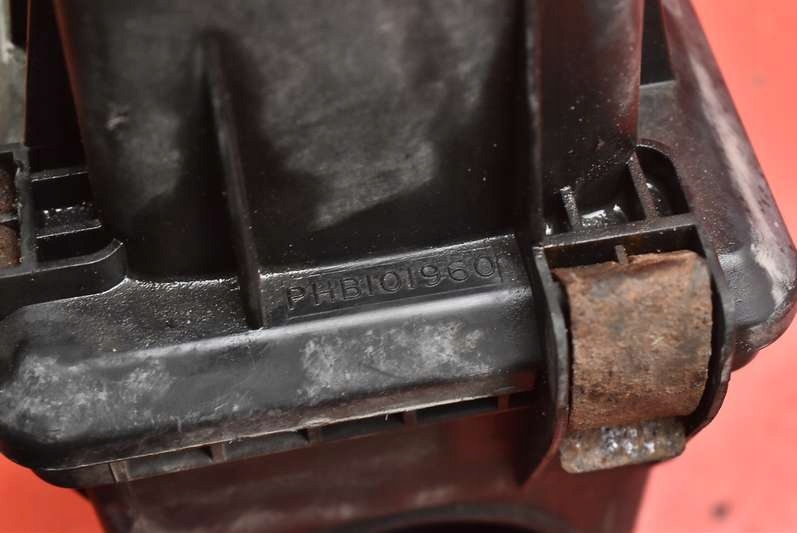 фото №7, Корпус фильтра воздуха phb101960 mg zr 105 1.4 16v 103 km 01-05