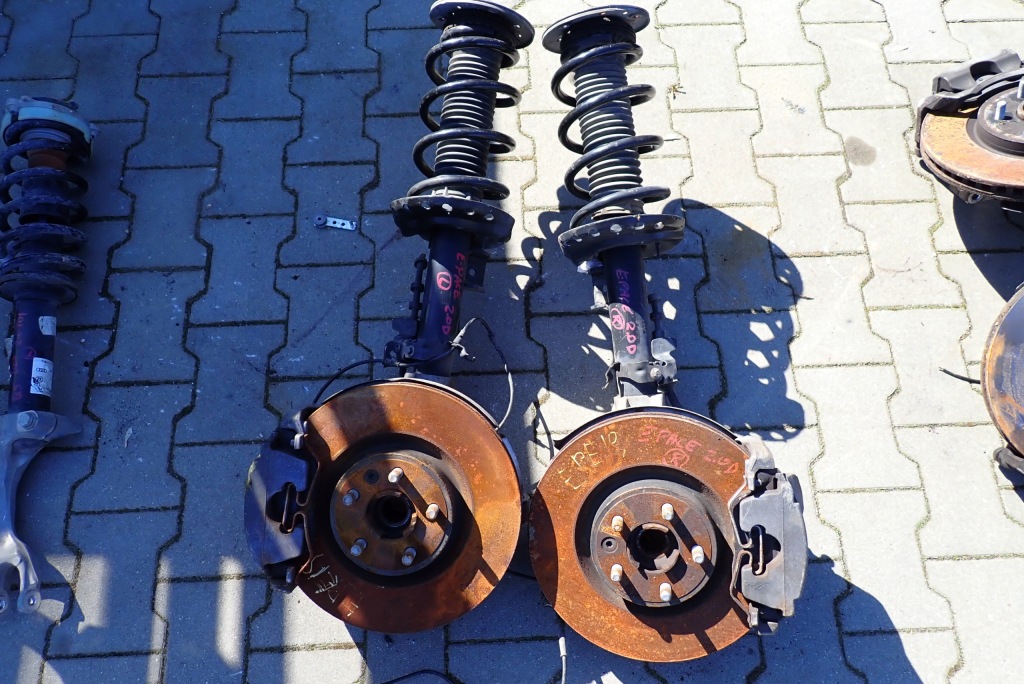 Купити Mcperson поворотний кулак jaguar e-pace 2.0d правий