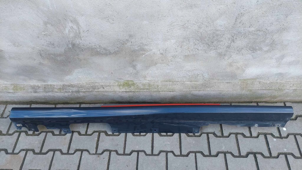 фото №8, Ferrari portofino f164 поріг молдинг поріг права карбон 2341