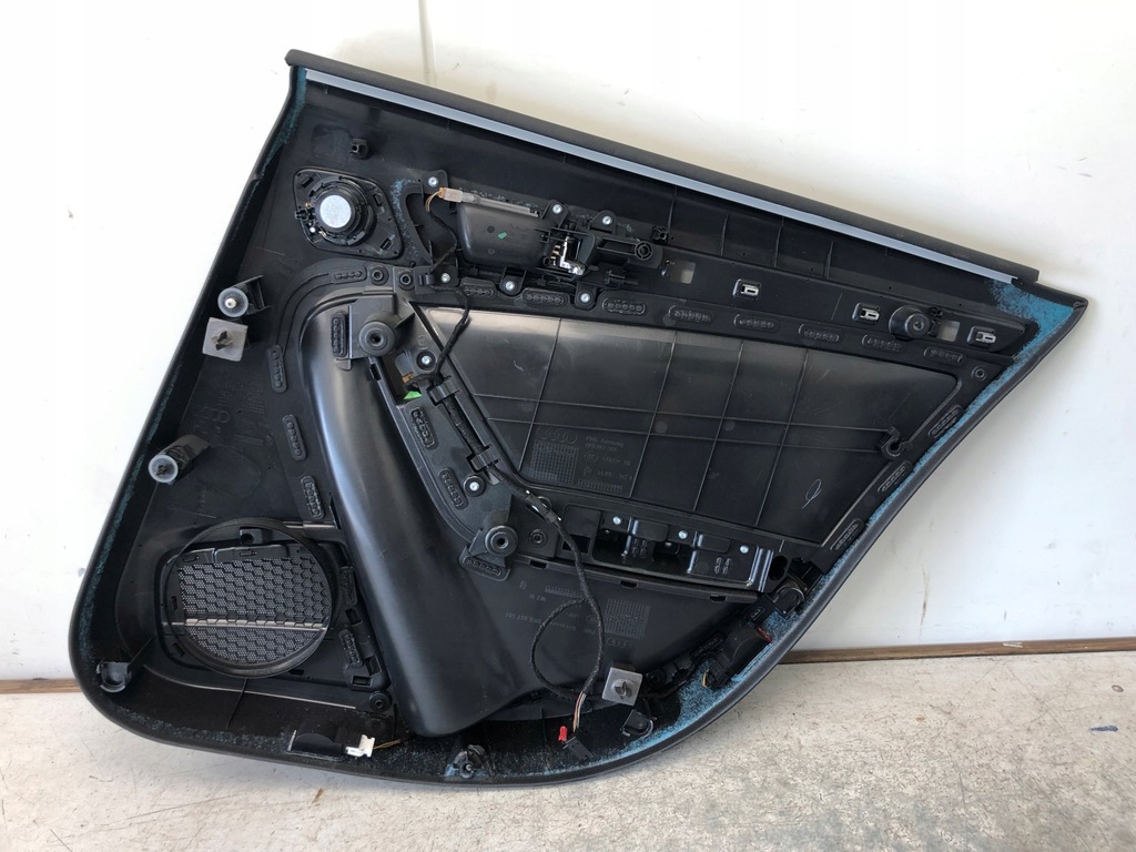 фото №5, Обшивка двері лівий задня audi a4 b8 8k0867305