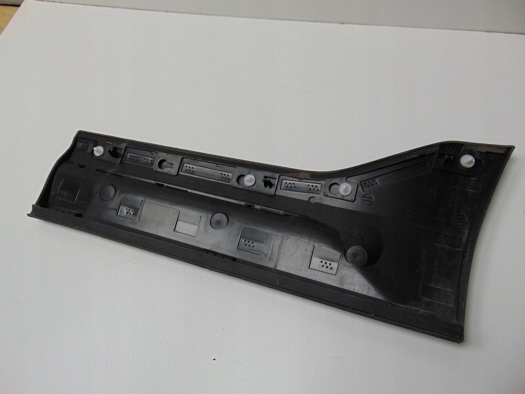 фото №11, Молдинг дверь правый задняя volvo xc40 31448319