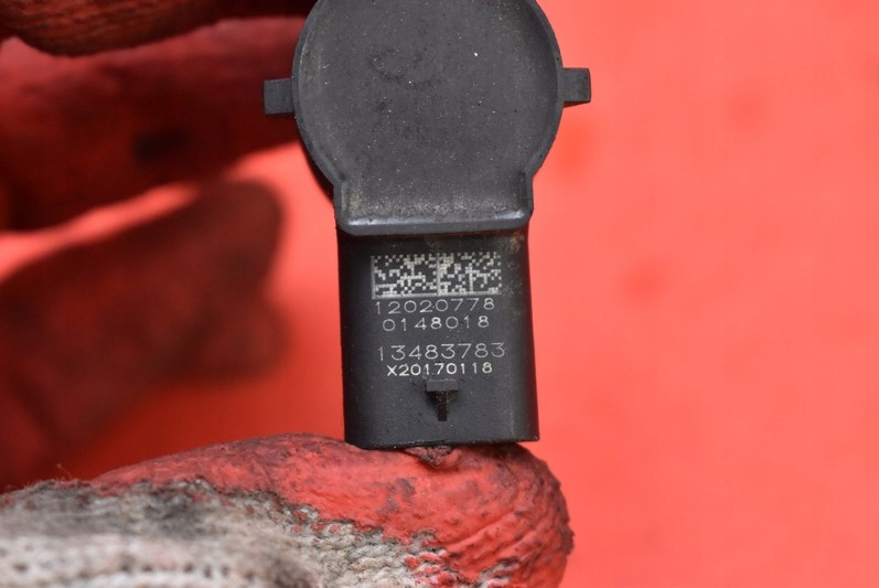 Датчик паркування pdc задній 13483783 opel astra 5 v k 15-20 в Україні