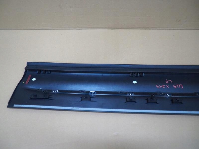 фото №7, Молдинг бічна декоративна двері лівий перед mercedes eqb x243