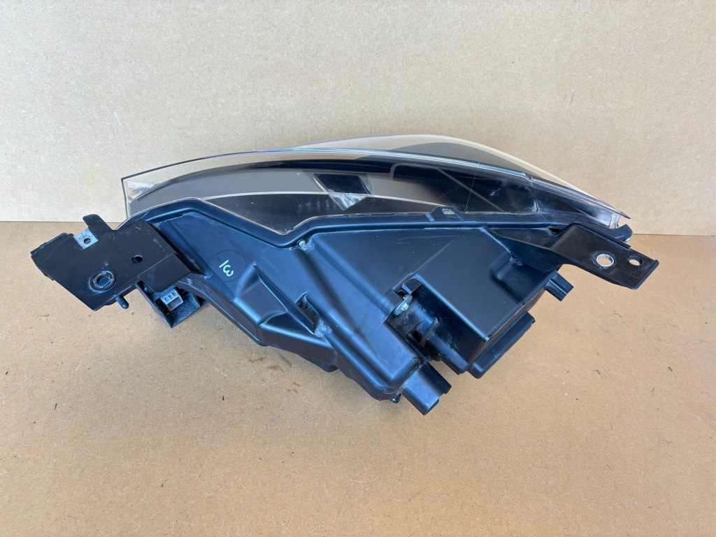 фото №5, Mazda cx3 cx-3 права перед лампа full led