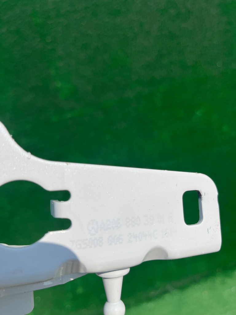 фото №11, Mercedes w206 оригинальный петли капот комплект a2068803801 a2068803901