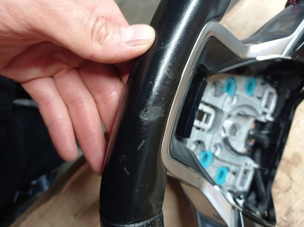 фото №6, Повітропровід ford explorer vi мультифункція пелюстки перемикання #1