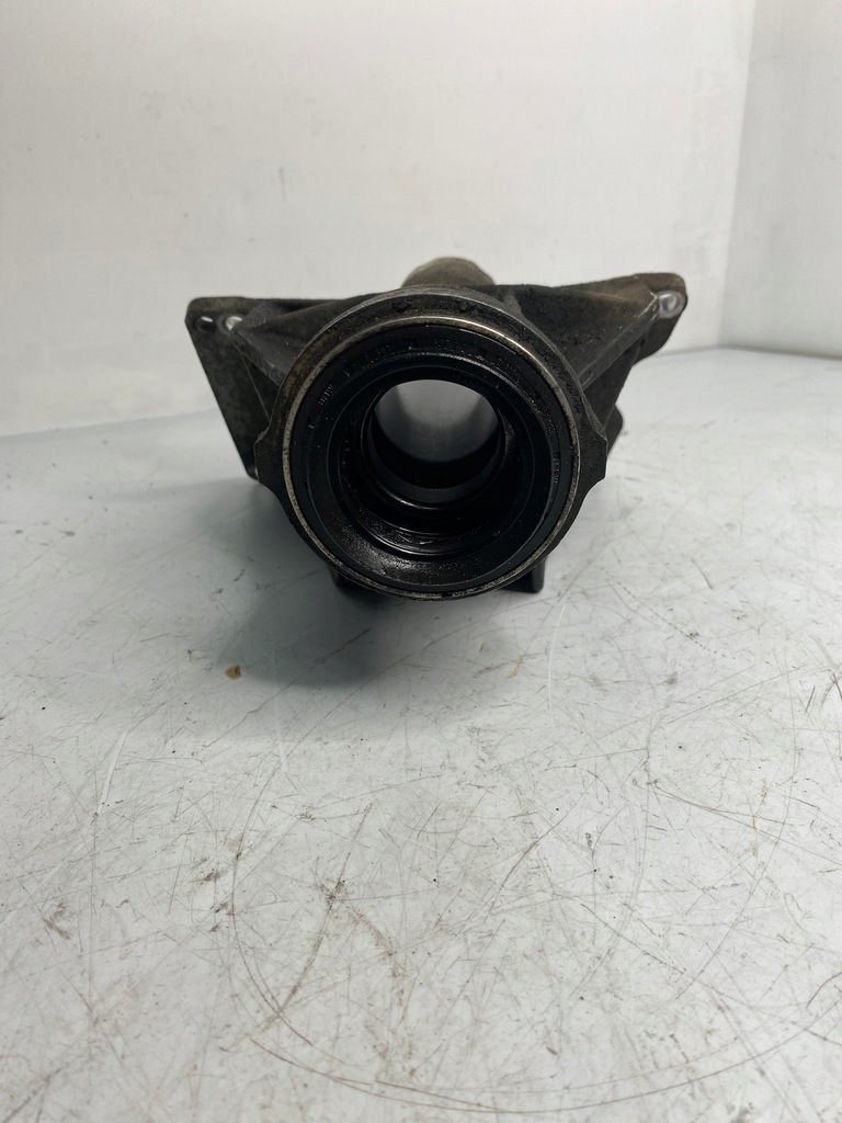 фото №5, Опора, кронштейн полуось bmw f10 f11 n47 7575061