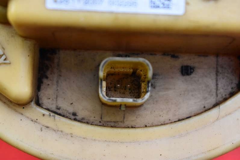 фото №8, Датчик рівня пального 9684995280 citroen c4 picasso i 1.6 hdi 109 km 06-13