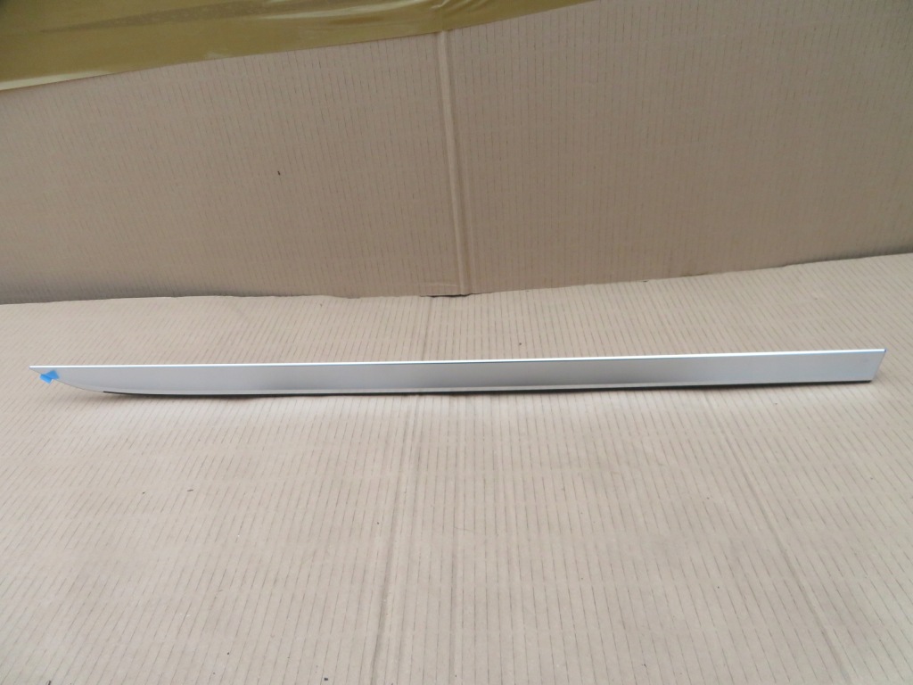 Купити Молдинг поріг mercedes a2976902201