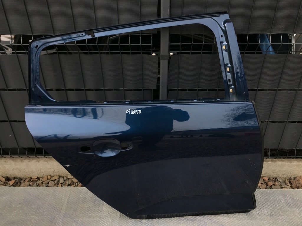 фото №1, Renault megane 4 iv правое дверь задняя kombi 2015-