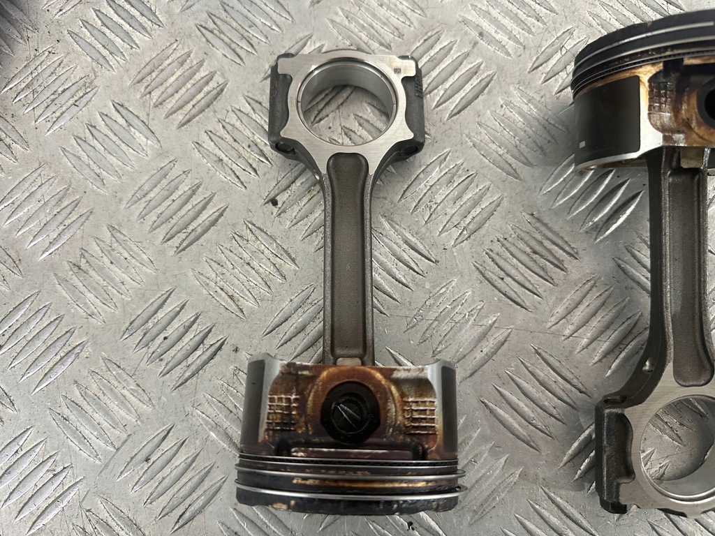 фото №5, Nissan note ii e12 1.2 hr12 поршень шатун 61tyś km!!