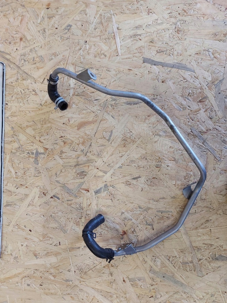 фото №1, Mercedes w246 w117 трубка насоса wody 1,6t