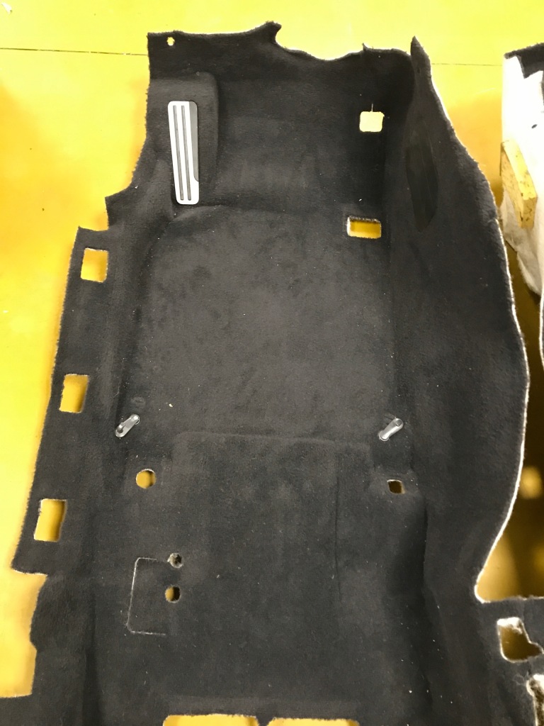 фото №4, Коврик обшивка пол обивка infniti q70 m