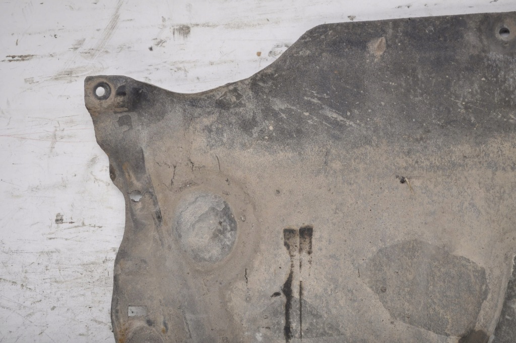 Volvo v60 2.4 d5 накладка под двигатель ag9n-6p013-db Доставка