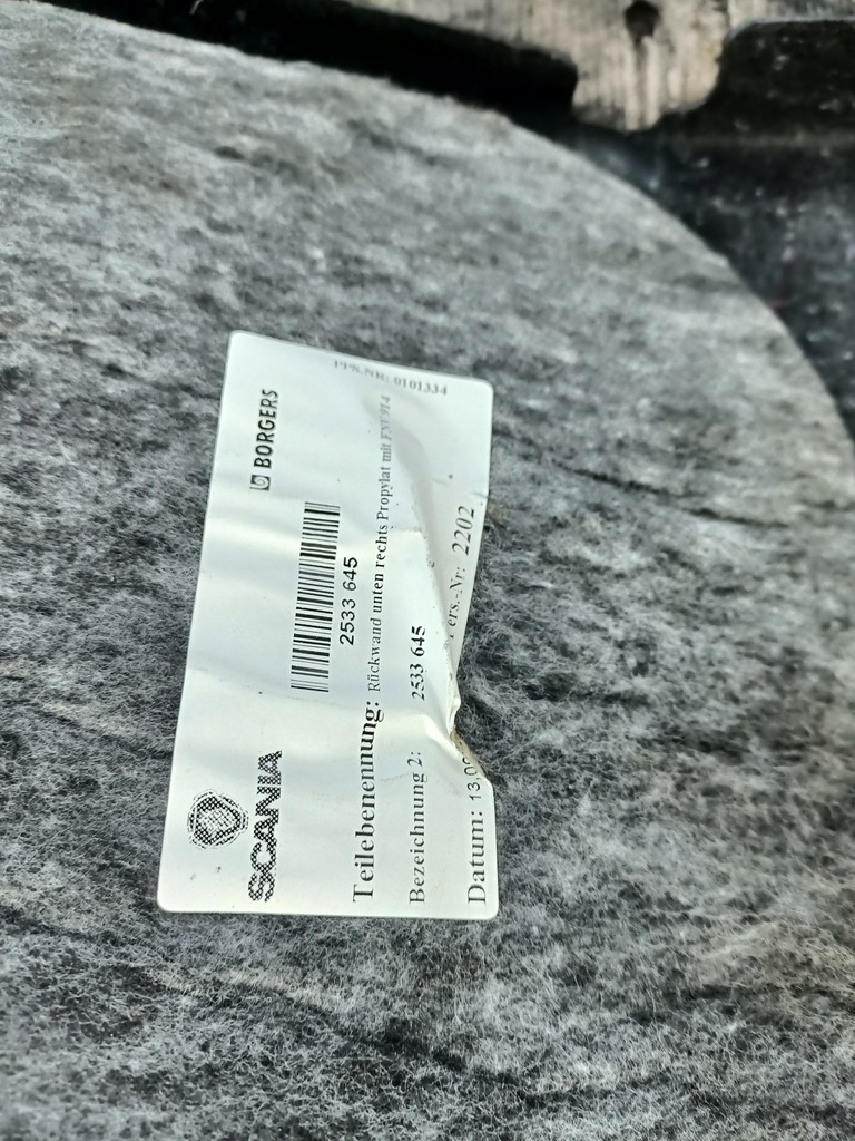 фото №2, Оббивка бардачка заднього кабіни scania r s права