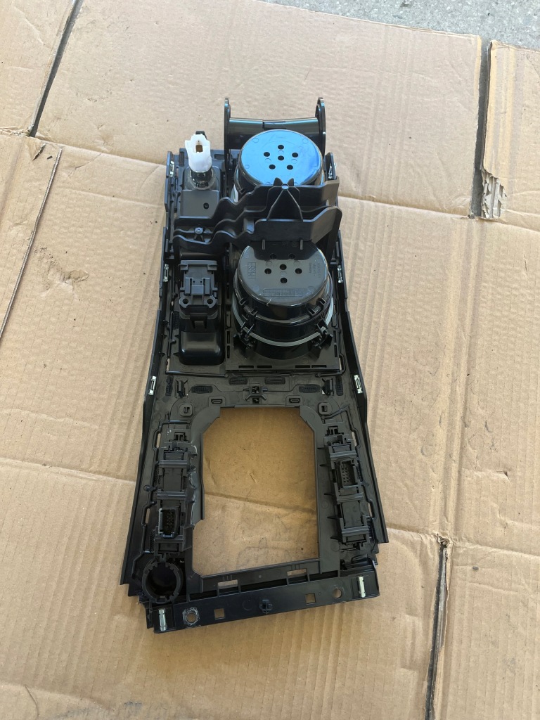 Volkswagen golf vii рамка накладка важіль перемикання передач  передач тунель 5g1863245f європа Недорого