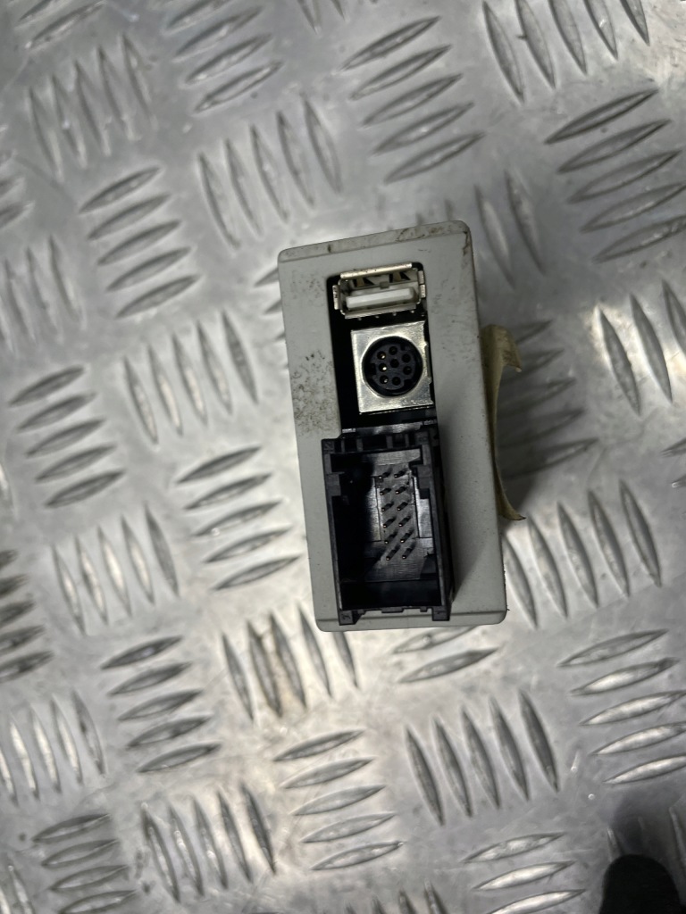 Модуль usb ipod 65410007392 mini one 2 r56 06-13 в Украине