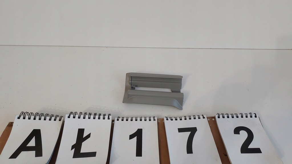 фото №1, Mercedes e-klasa w211 захист напрямна сидіння перед oryg