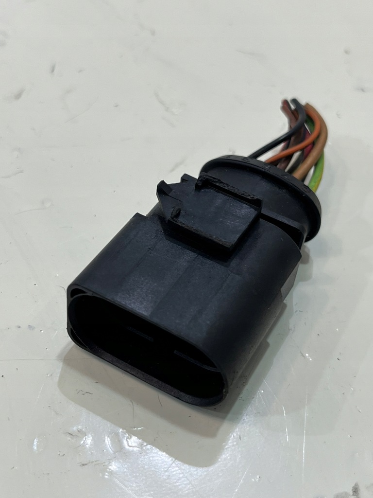 фото №1, Штекер колодка audi a3 8v 6x0973815