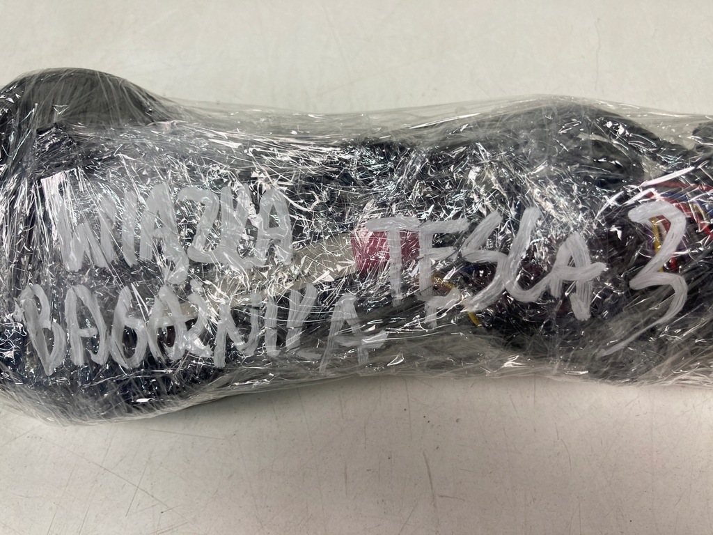 фото №9, Tesla 3 електропроводка джгут багажника ванна перед