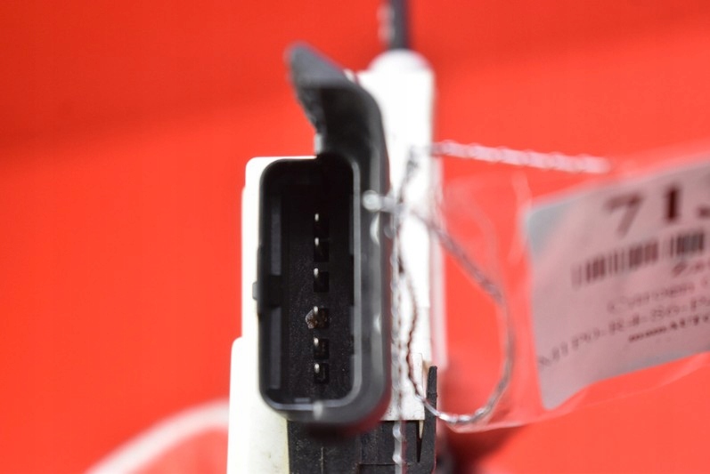 фото №7, Замок дверь правый перед передний eu a01777 citroen c5 ii x7 iii 08-17