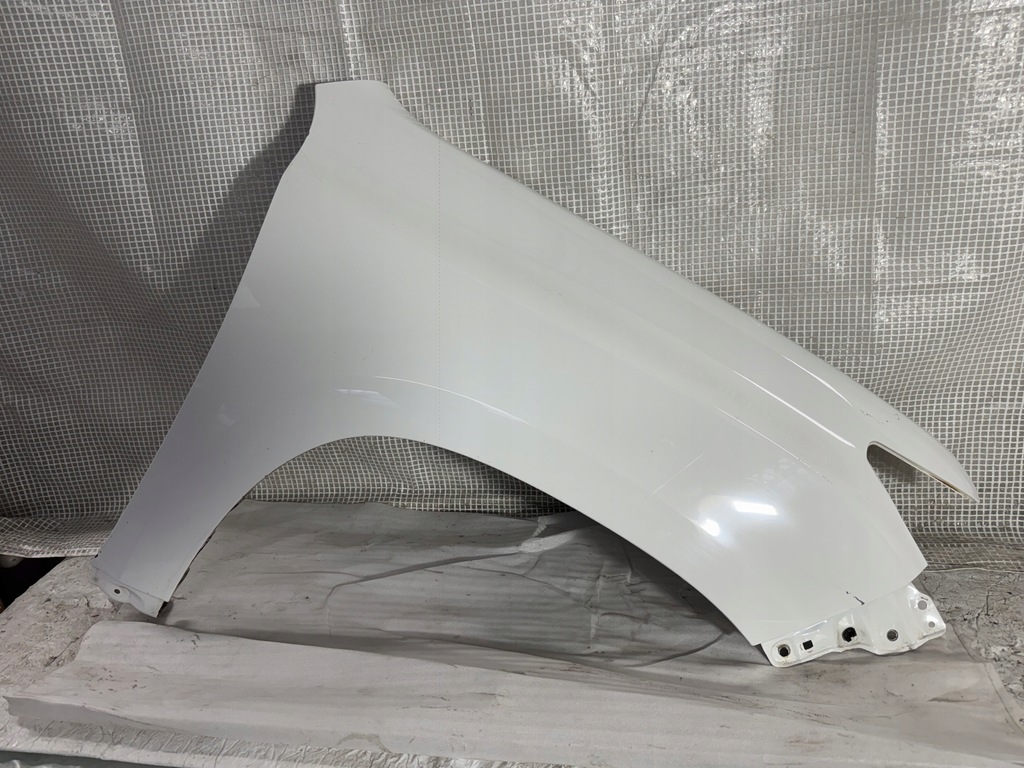 фото №1, Toyota land cruiser 150 j150 lift правий передній крила