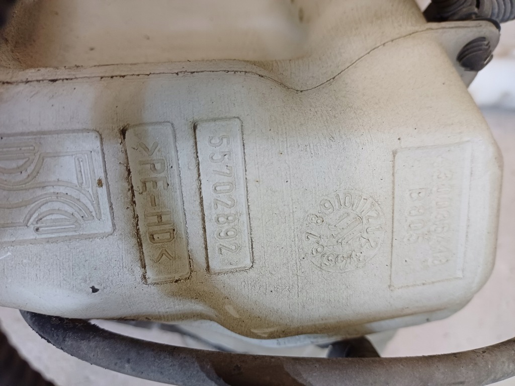 фото №5, Бачок распылителя fiat grande punto evo nr. 557028920