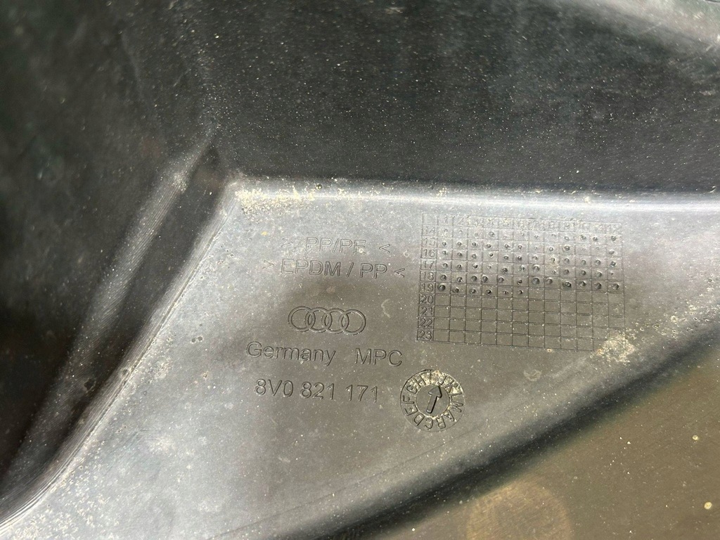 фото №6, Підкрилок audi a3 8v лівий перед 8v0821171