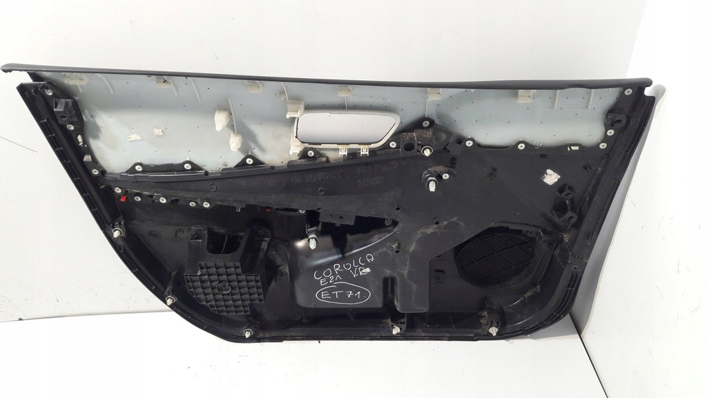 фото №10, Toyota corolla e210 e21 обшивка дверь передний правый 6761102860 et71
