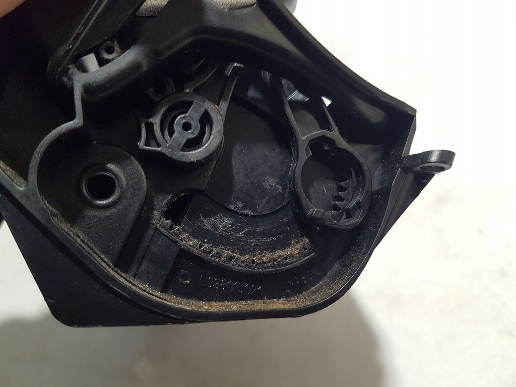 фото №8, Пепельница бардачок mercedes sl r230 w230 2308100030