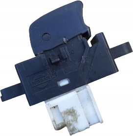 фото №1, Nissan x-trail t30 кнопка перемикач