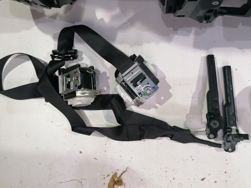 фото №7, Dodge ram 2020 приборная панель консоль подушка безопасности подушки безопасности ремни