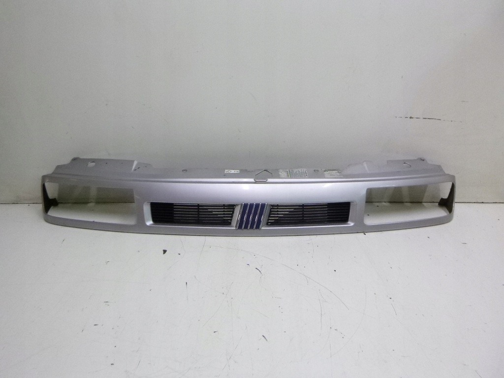 фото №1, Решётка радиатора решётка радиатора fiat ulysse 2001 r.