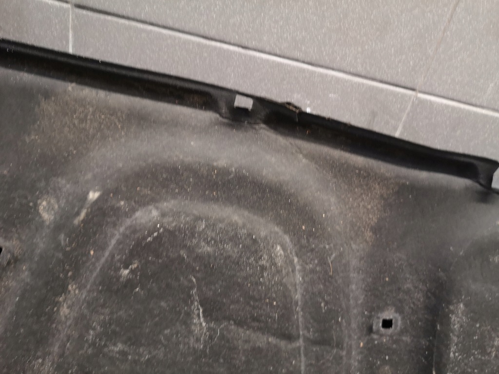 фото №13, Шумоізоляція капот audi a6 c6 кліпси