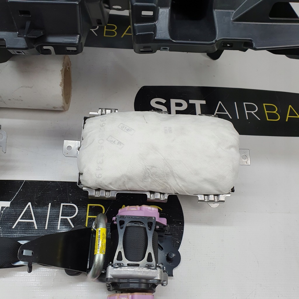 фото №8, Corolla e21 панель приладів консоль org подушки безпеки ремені подушка безпеки