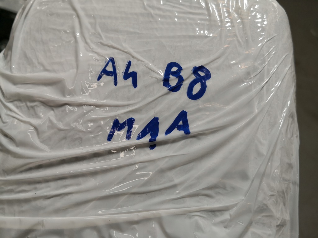 фото №5, Подлокотник велюр audi a4 b8