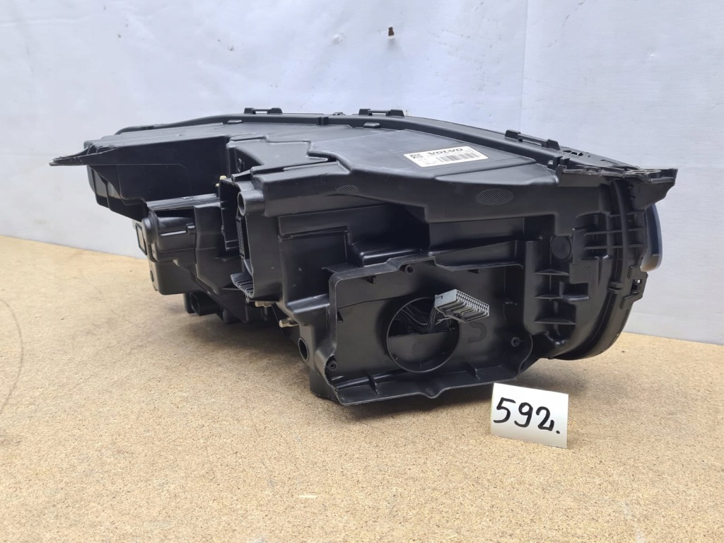 фото №10, Volvo xc90 ii лампа перед full led левая