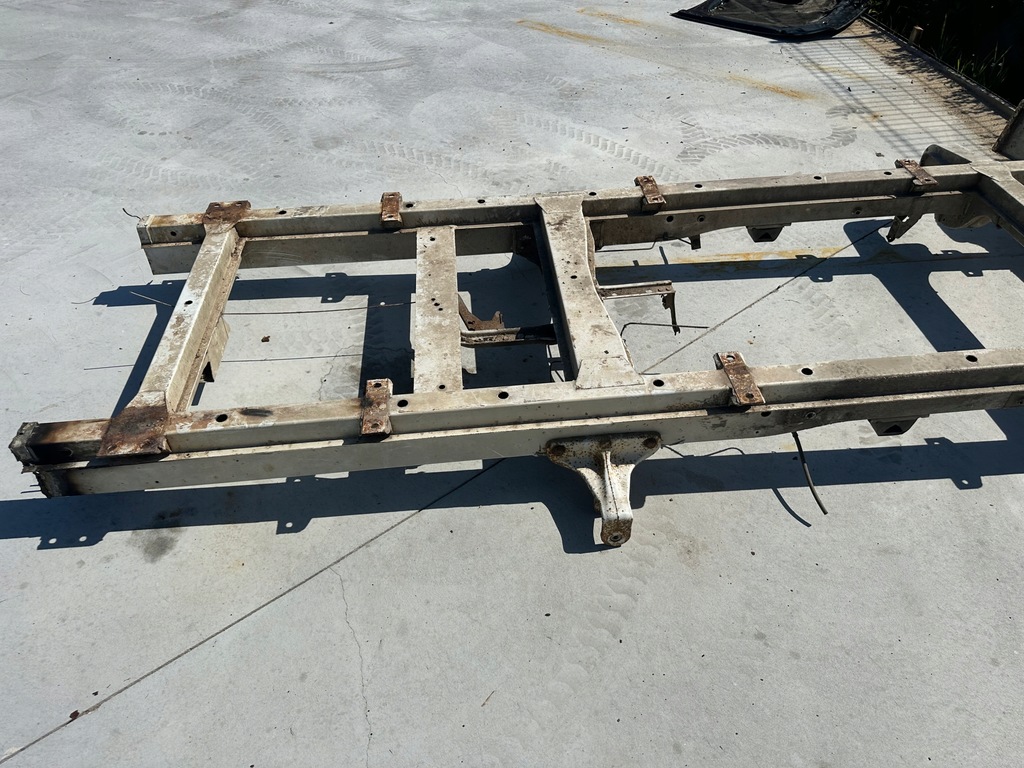 фото №2, Mercedes sprinter w906 906 рама 4 двері doka 331 cm