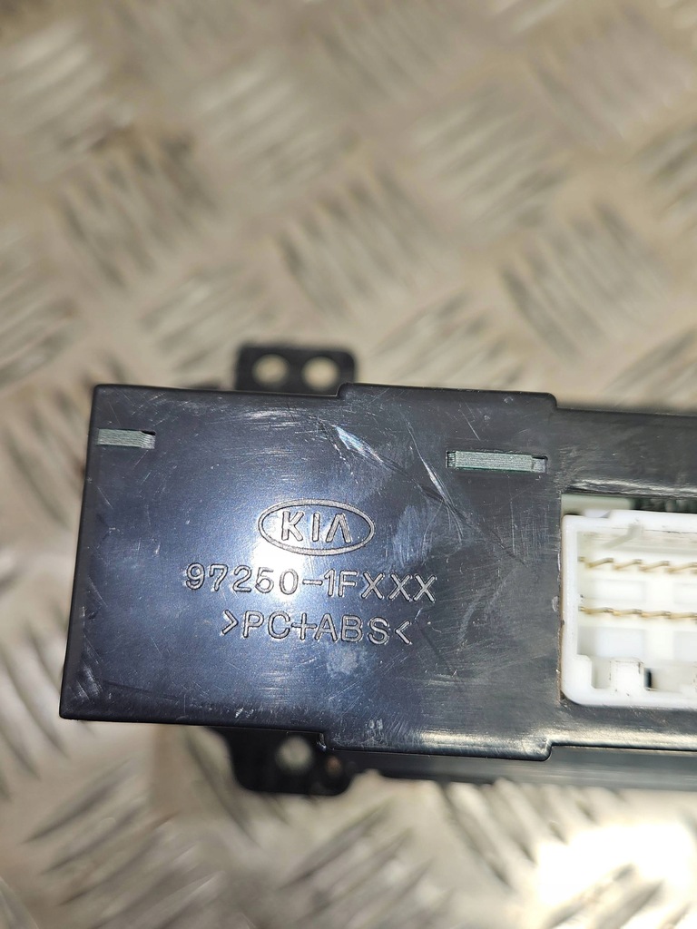 фото №7, Kia sportage 2006 панель кондиціонера