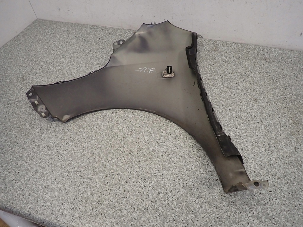 фото №12, Hyundai i10 08 -11 крила правий перед