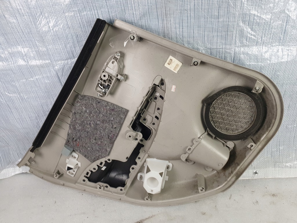 фото №8, Nissan leaf обшивка дверь обивка правый задняя