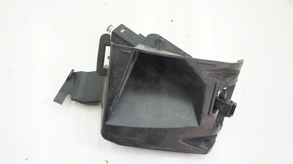 фото №1, Volvo омивач лампи правий v70 30764184