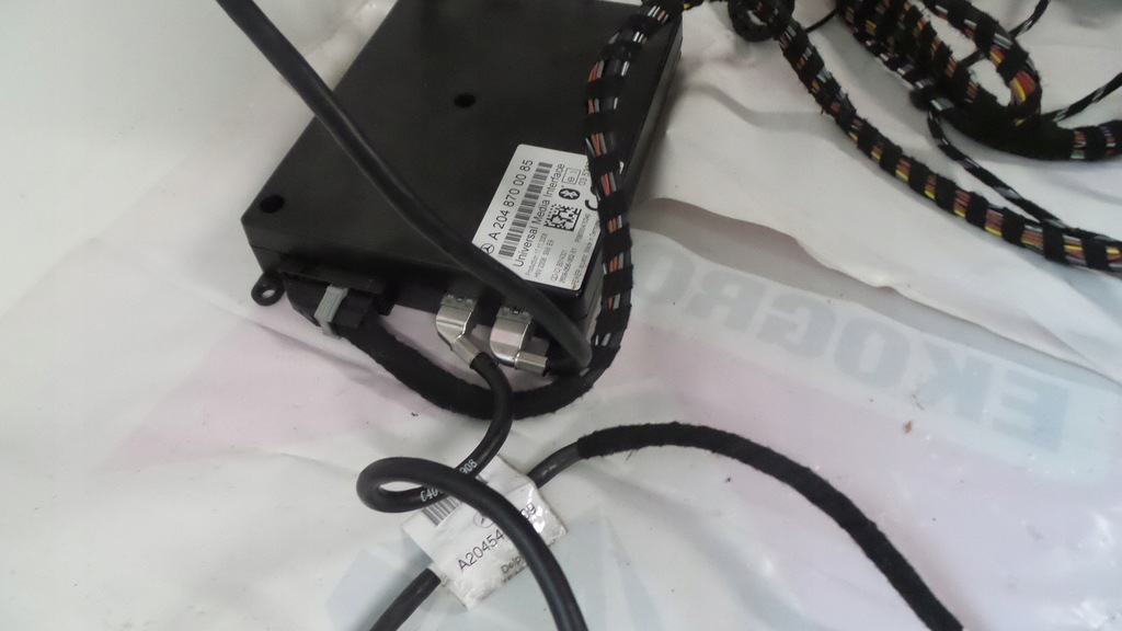 фото №9, Модуль bluetooth w204 a2048700085 mercedes комплект