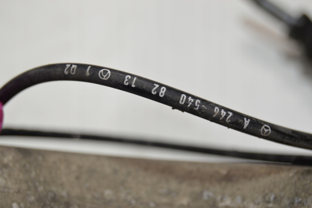 фото №10, Поворотный кулак рычаг правый перед mercedes cla 117 амортизатор