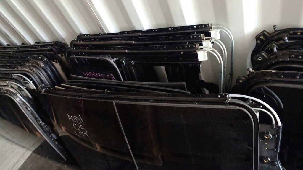 фото №6, Audi a4 b8 панорамная крыша люк 8k9877041