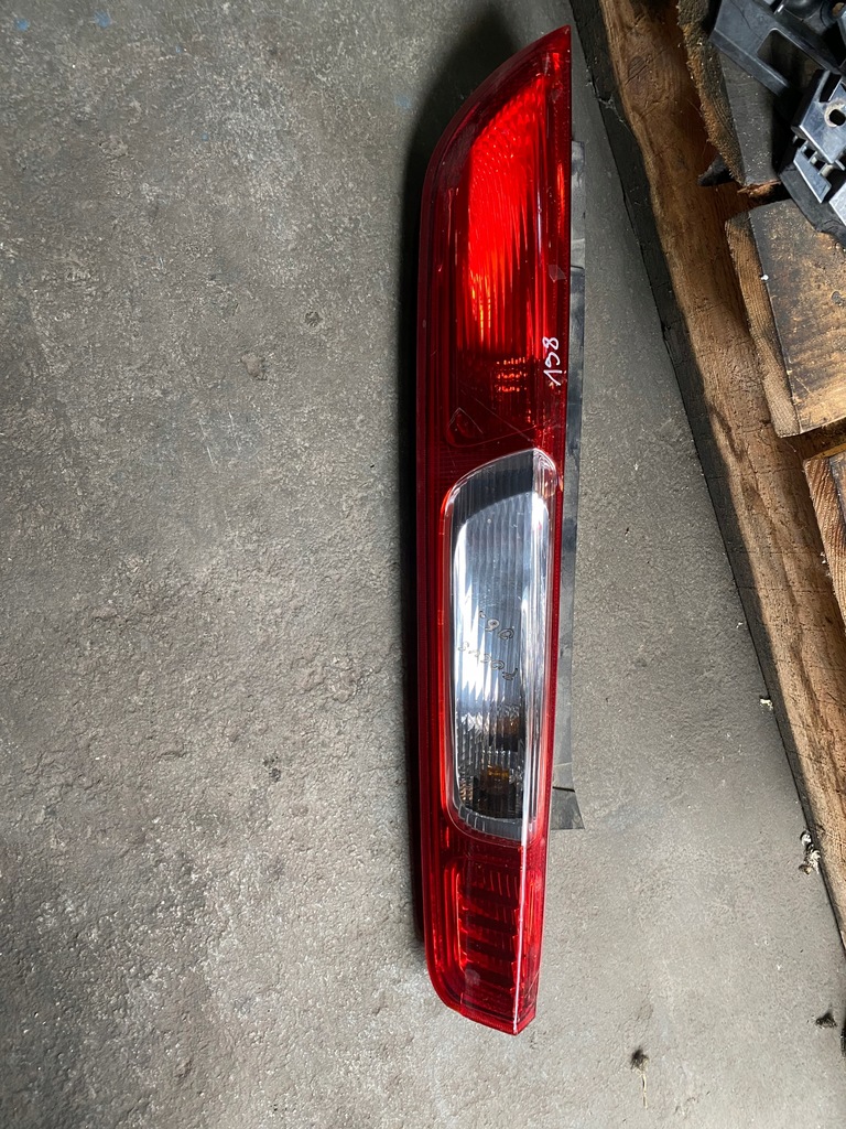 фото №1, 158 ford focus mk2 лампа задня права