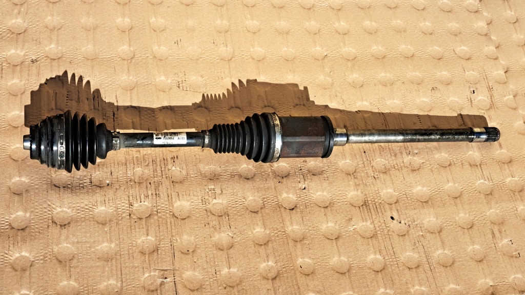 фото №1, Bmw 3 f30 f31 - привідний вал передня xdrive 15-18